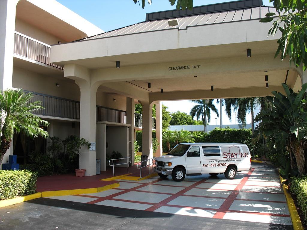 Quality Inn Palm Beach International Airport West Palm Beach Exteriör bild