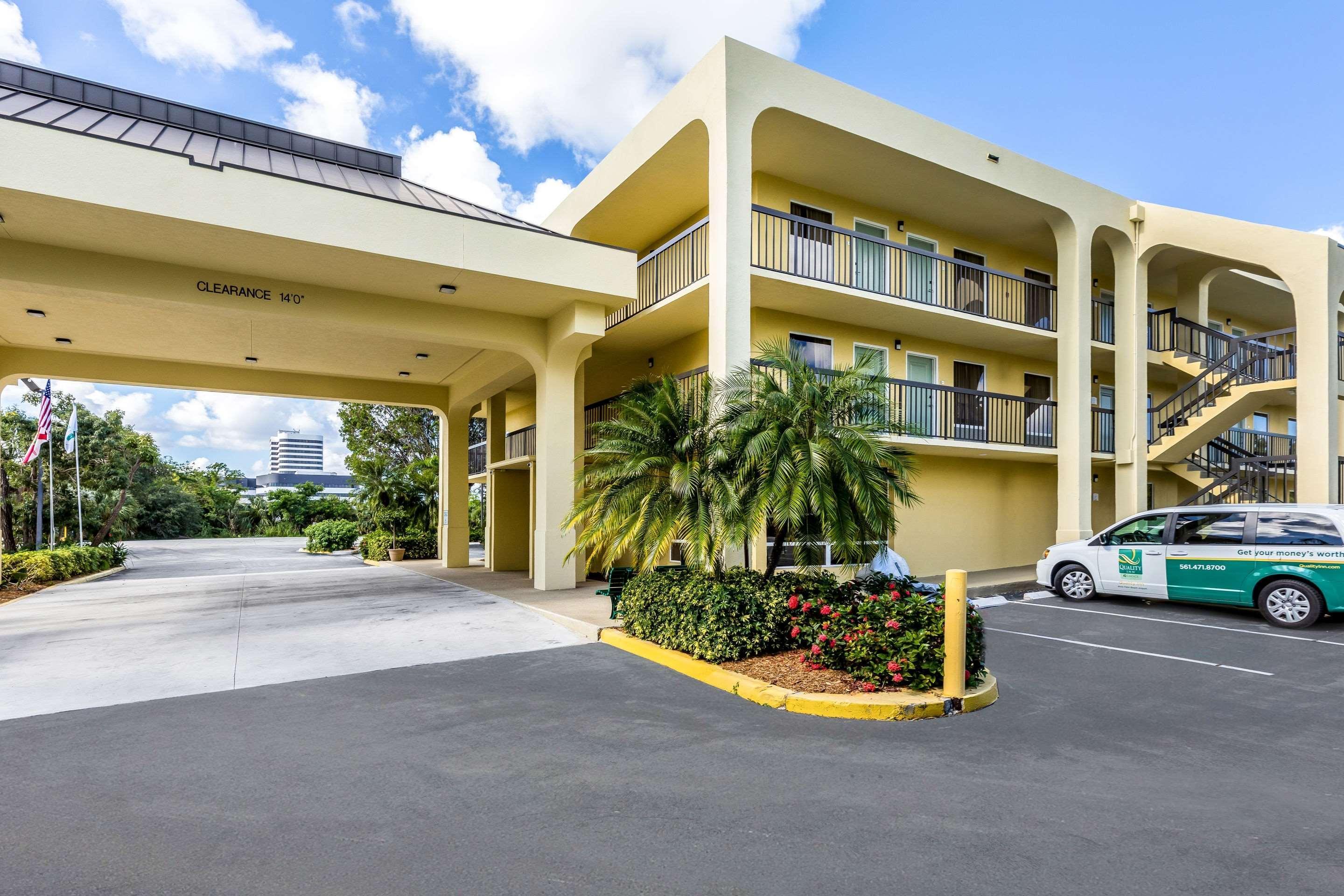Quality Inn Palm Beach International Airport West Palm Beach Exteriör bild
