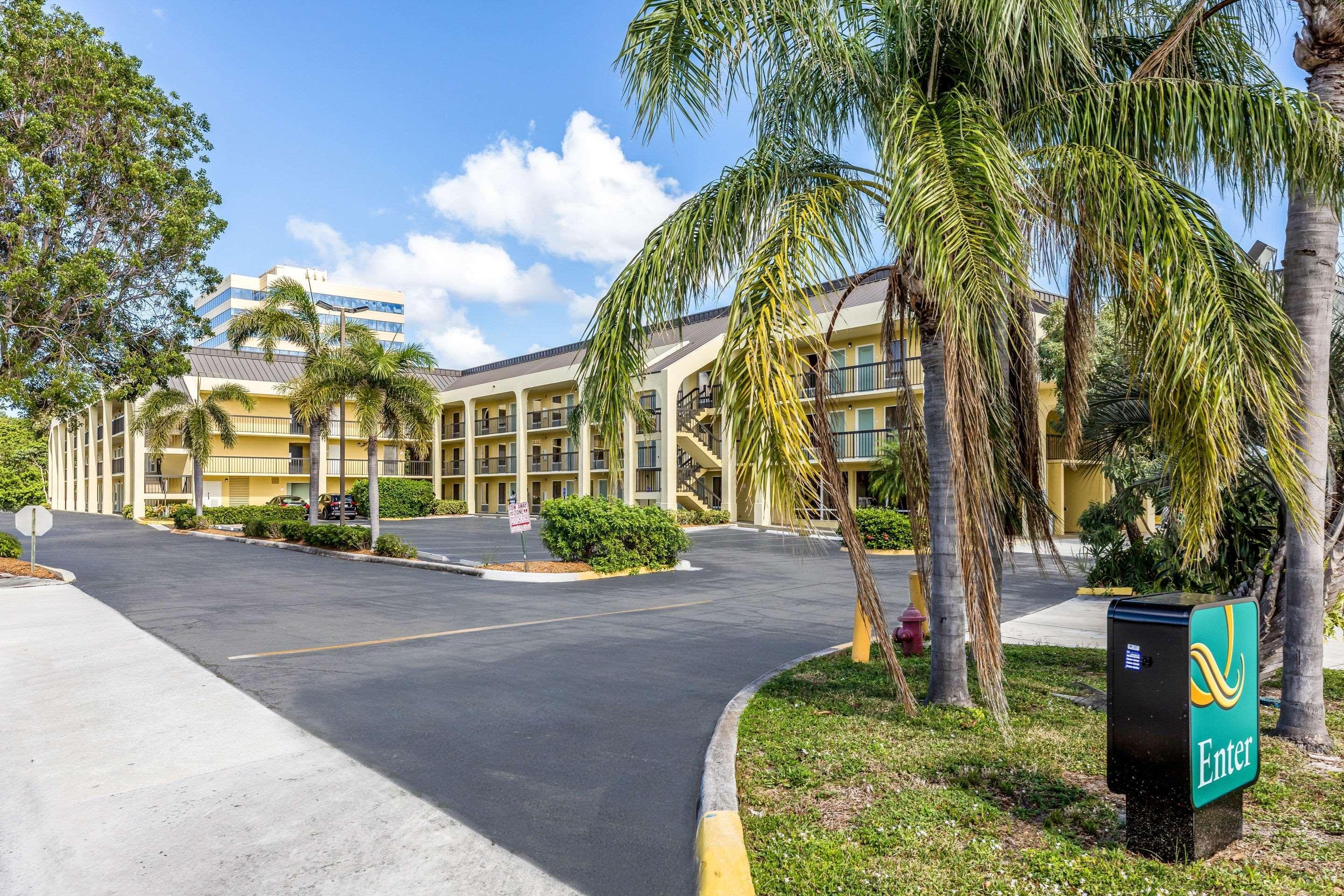 Quality Inn Palm Beach International Airport West Palm Beach Exteriör bild