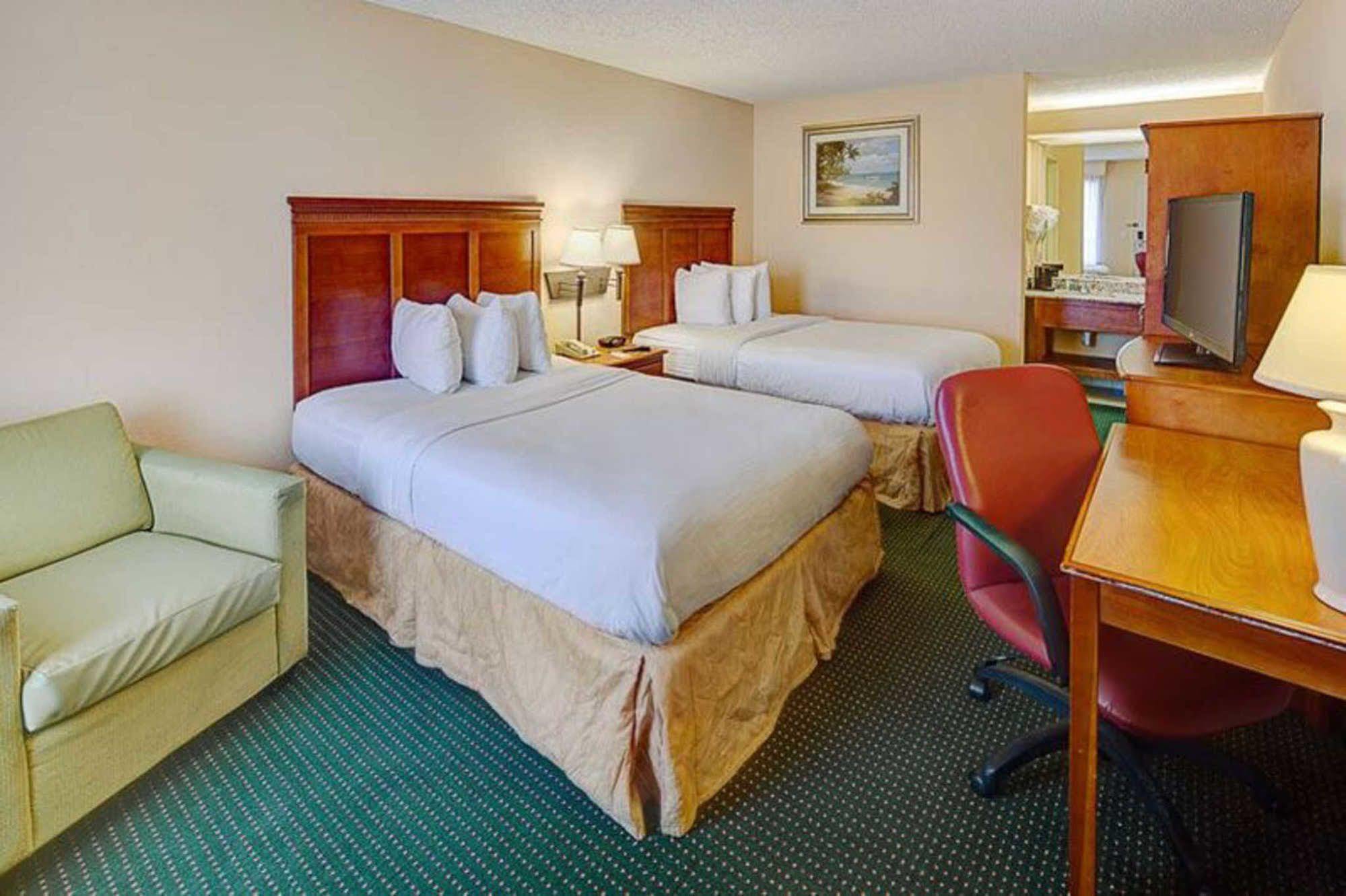 Quality Inn Palm Beach International Airport West Palm Beach Exteriör bild